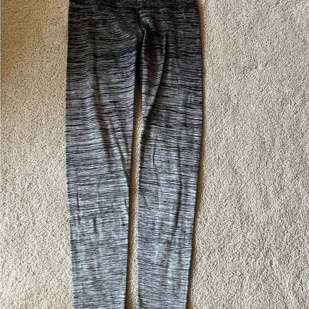 Aerie grey yoga pants (M)
